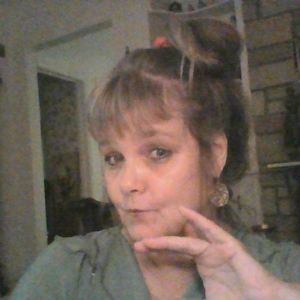 Meet your Posher, Ellen